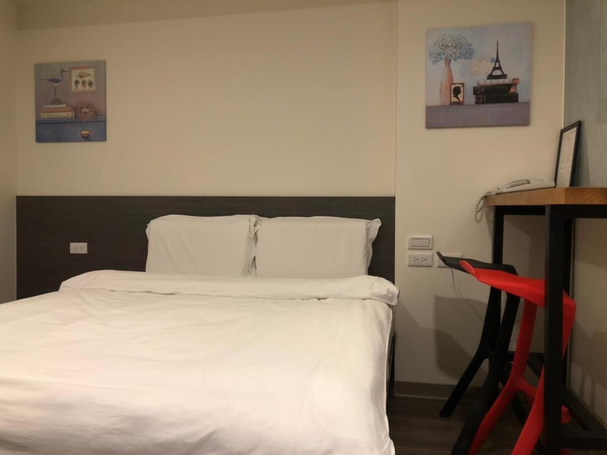 Yy Elleys Home Ťiao-si Exteriér fotografie