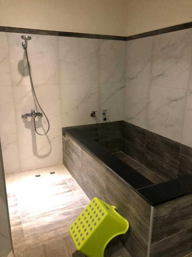 Yy Elleys Home Ťiao-si Exteriér fotografie
